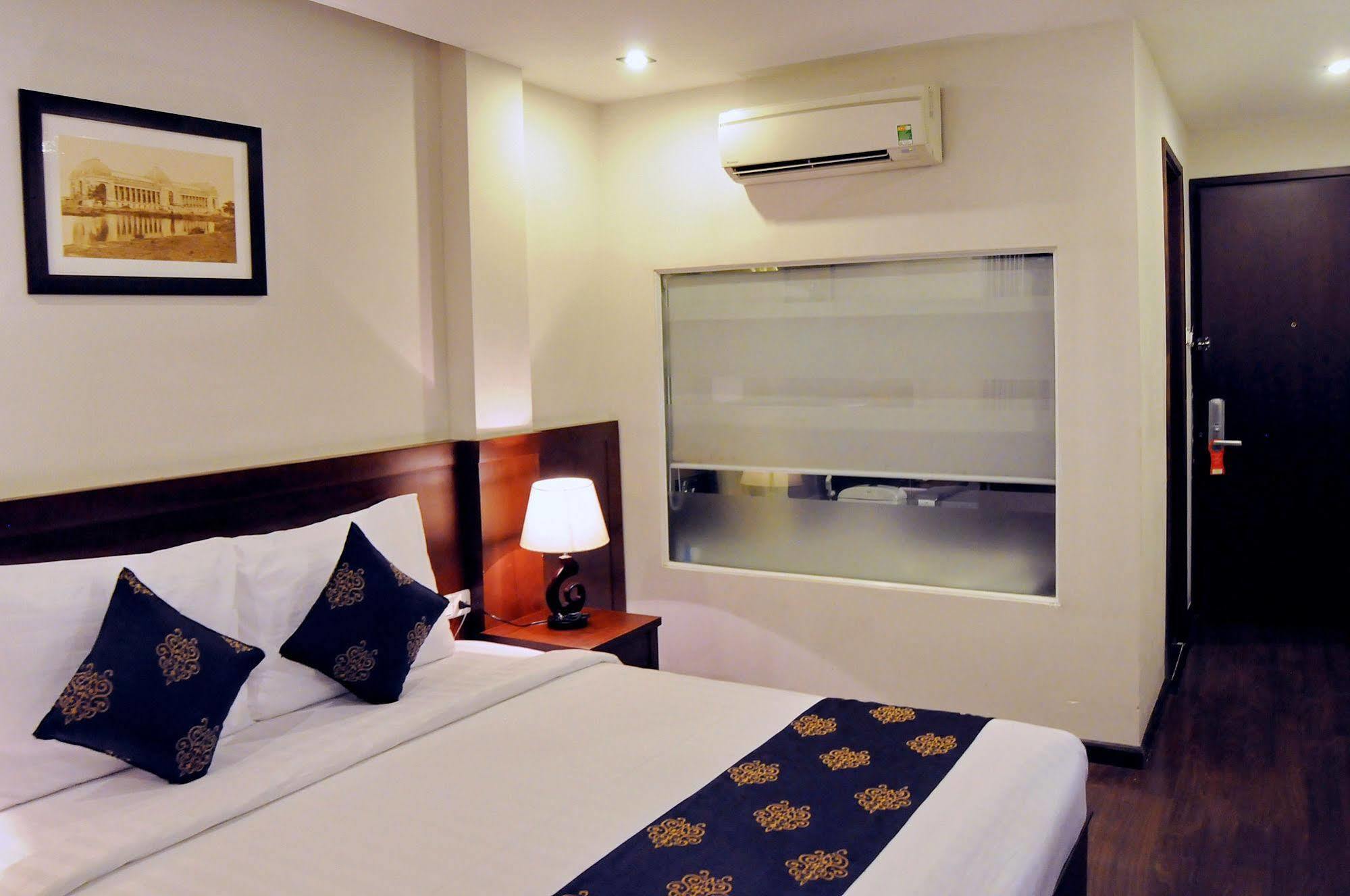 Bella Begonia Hotel Nha Trang Exterior photo