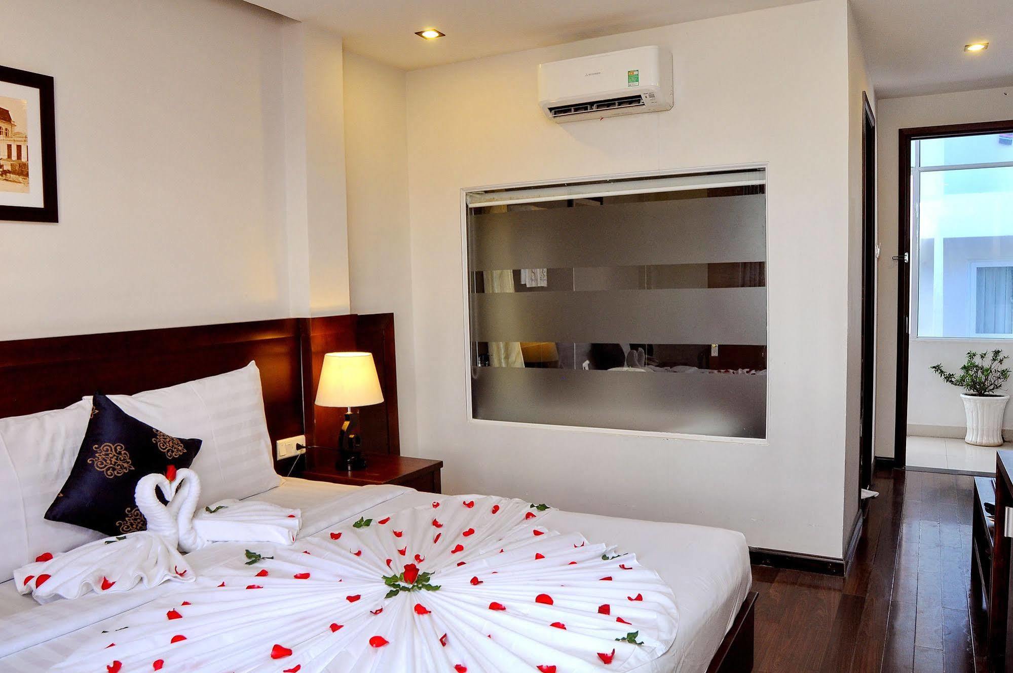 Bella Begonia Hotel Nha Trang Exterior photo