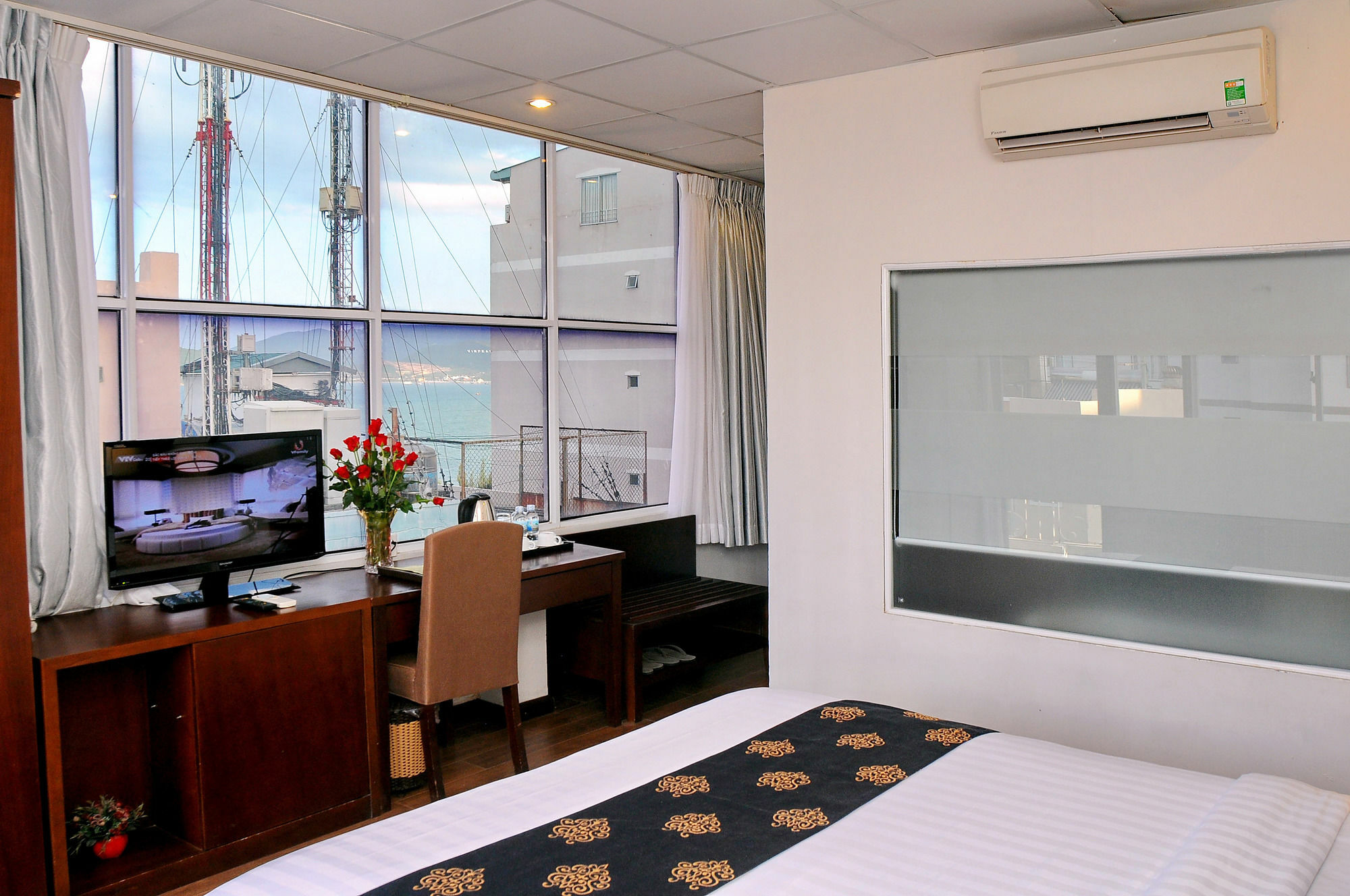 Bella Begonia Hotel Nha Trang Exterior photo
